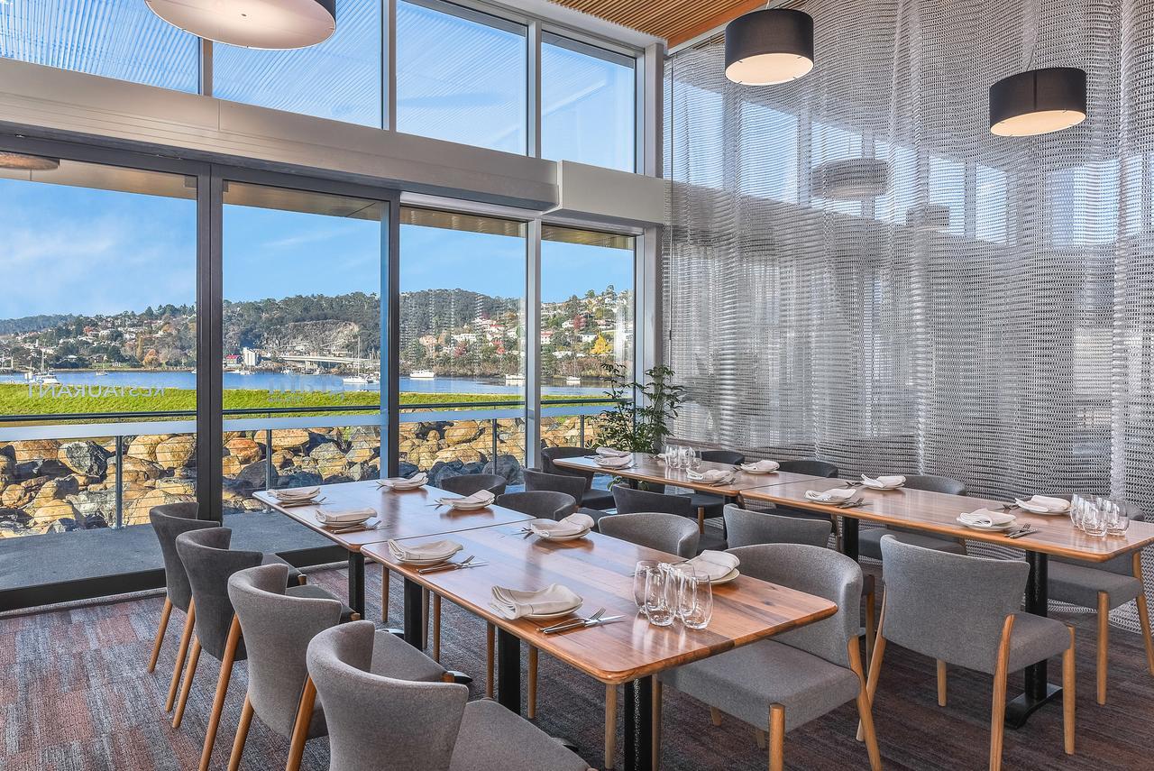 Peppers Silo Hotel Launceston Buitenkant foto Interior of the restaurant